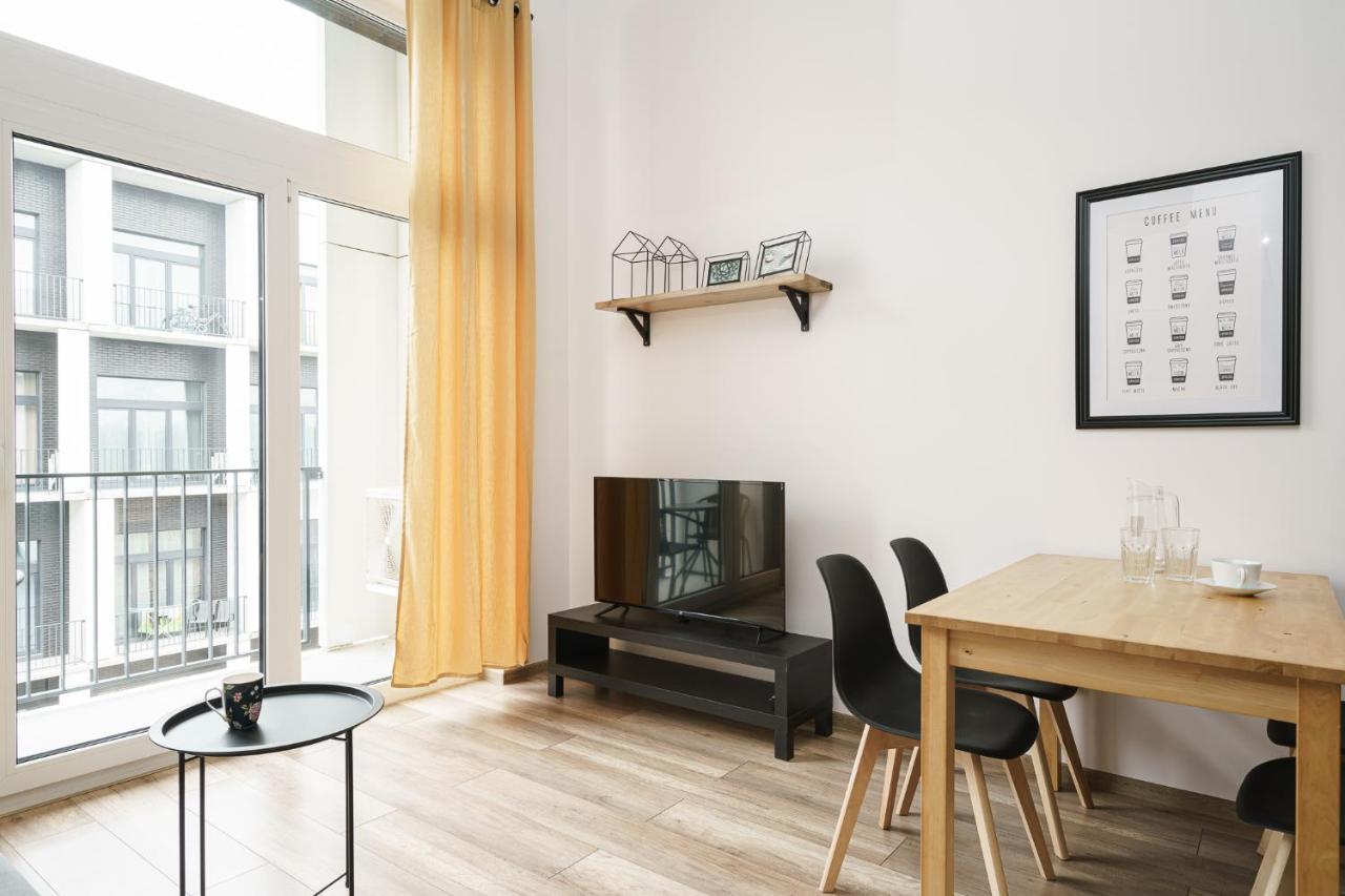 Rentplanet - Apartamenty Zarembowicza - Wroclaw — Photos 3